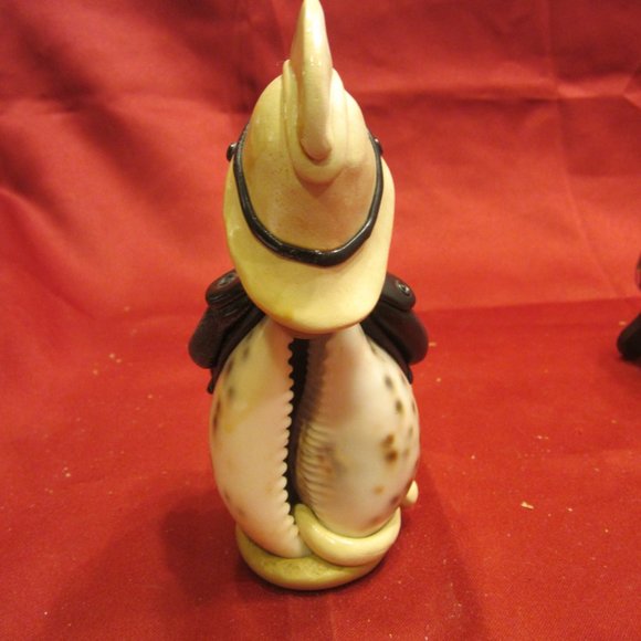 VTG 80'S FIREMAN HANDMADE, CLAY, VERY CUTE FIGURINE - Picture 3 of 6